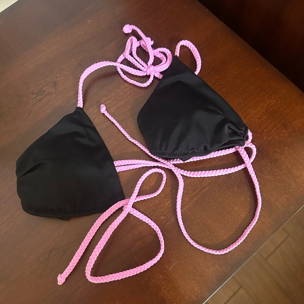 Victoria’s Secret bikini top